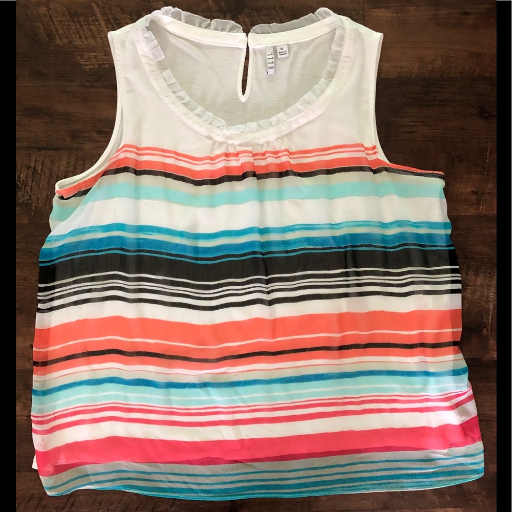 ELLE Sleeveless Striped Blouse
